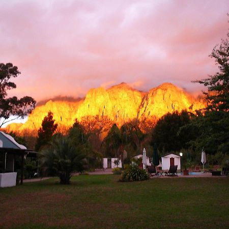 Orange-Ville Lodge & Guesthouse Municipalità locale di Municipalità locale di Stellenbosch Esterno foto